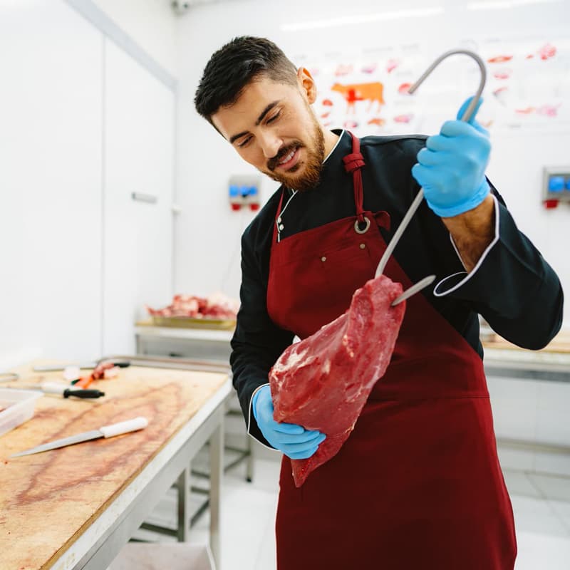¡Elígenos como distribuidores de productos cárnicos en Ourense!